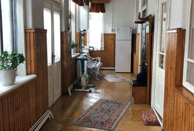Casa in centrul orasului Ramnicu Sarat - 9