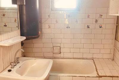 Apartament cu 3 camere decomandat în Central - 2