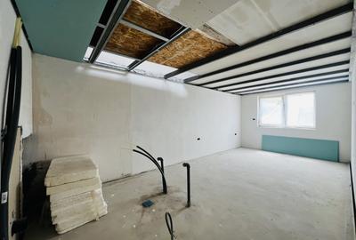 Apartament cu 5 camere decomandat în Dumbrăvița - 3