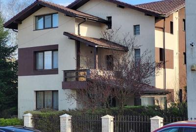 Casă cu 6 camere cu Teren 496 Mp în Central - 8