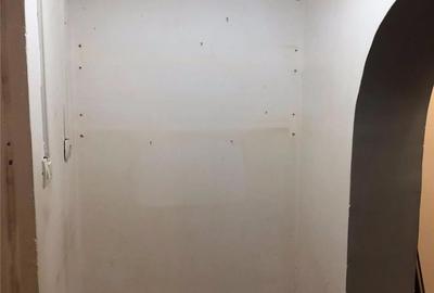 Apartament cu 4 camere în Moreni - 10