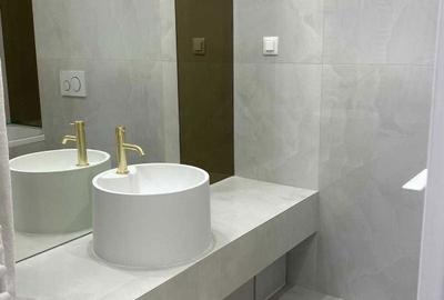 Apartament cu 3 camere decomandat în Exterior Vest - 9