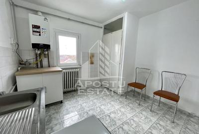 Apartament cu 3 camere, 2 bai, centrala proprie, zona Buziasului - 5