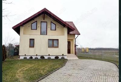 Casă cu 3 camere cu Teren 29 Mp în Colțirea - 10