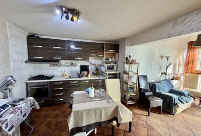 Casă cu 4 camere cu Teren 1076 Mp în Unirea - 15