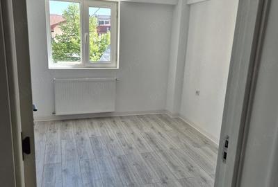 Apartament cu 3 camere semidecomandat în Central - 5
