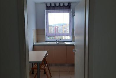 Apartament cu 2 camere decomandat în Central - 3