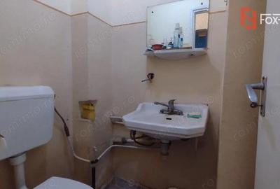 Apartament cu 4 camere decomandat în Cetății