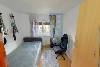 3 camere decomandat Mcdonalds 66mp etaj 2 centrala proprie - 6