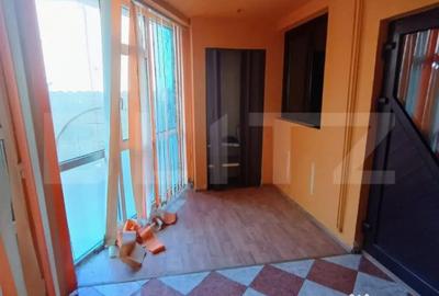 Casă cu 6 camere cu Teren 271 Mp în Malu Roșu - 9