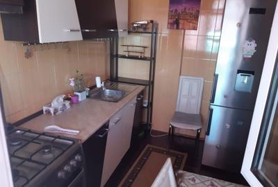 Apartament cu 2 camere semidecomandat în 1 Mai - 3