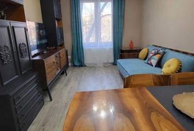 Apartament cu 2 camere decomandat în Central - 2