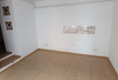 Spațiu comercial, de 25 mp, în Ultracentral - 5