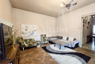 Apartament cu 3 camere semidecomandat, mobilat în Central