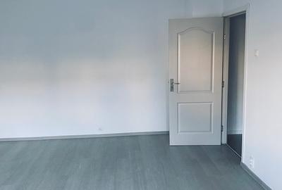 Vand 2 camere renovat integral Steaua! - 2