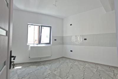 Casă individuală cu 4 camere cu Canalizare în Lumina - 1