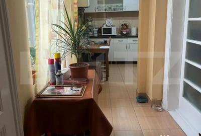 Apartament cu 3 camere semidecomandat în Traian - 14
