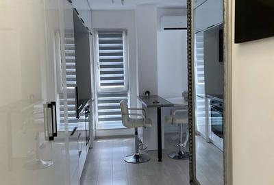 Apartament cu 2 camere decomandat în Exterior Vest
