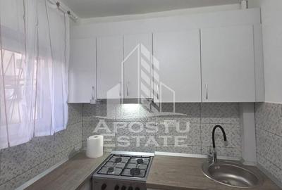 Garsonieră decomandată în Confecții - 3