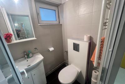 Centru apartament 3 camere renovat etajul 1 vedere stradala - 19