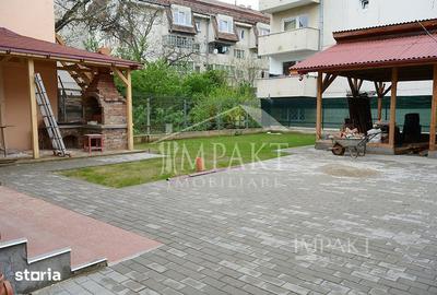 Casă cu 4 camere cu Canalizare în Central - 2
