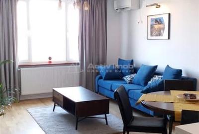 Apartament cu 2 camere semidecomandat în Calea Victoriei
