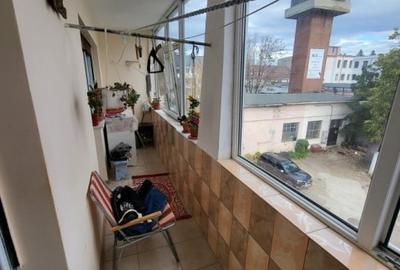 Apartament cu 2 camere decomandat, mobilat în Central - 4