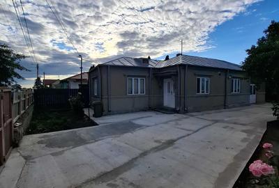 Casă cu 3 camere în Odobești