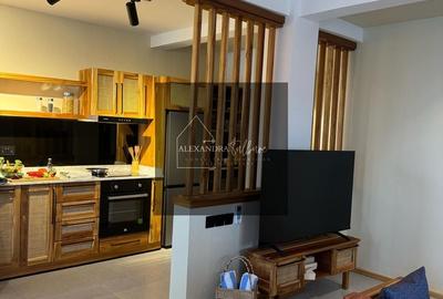 Apartament cu 3 camere semidecomandat în Central - 5