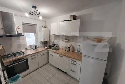 De inchirait; Apartamant modern cu 3 camerea la etajul 10 - 1