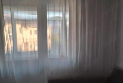 Apartament cu 2 camere decomandat în 1 Mai - 3