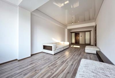 Apartament cu 3 camere semidecomandat în P-ța Ovidiu - 1