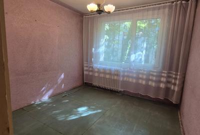Apartament cu 3 camere decomandat în Berceni - 10