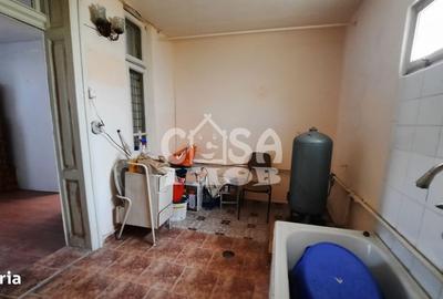 Casă cu 4 camere cu Teren 1845 Mp în Răcari - 14