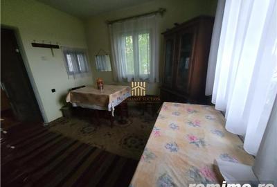 Casă cu 3 camere cu Teren 7000 Mp în Zvoriștea - 2