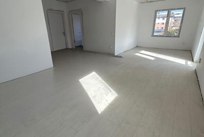 Apartament cu 3 camere decomandat în Central - 6