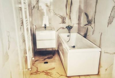 Apartament cu 2 camere decomandat în Galata - 1