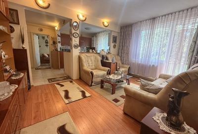 Apartament cu 3 camere semidecomandat în Careiului - 3