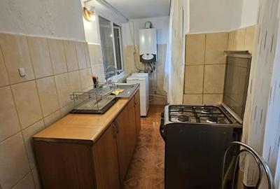 Apartament 2 camere de inchiriat - Zona 9 Mai, Str. Olari, Targu Jiu - 6