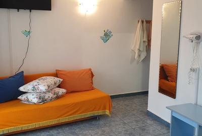 Casă cu 15 camere cu Teren 300 Mp în Costinești - 3