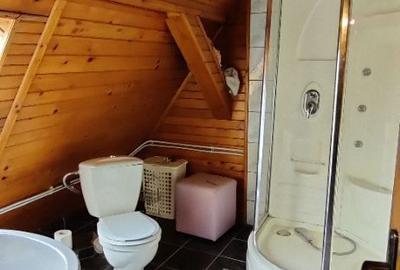 Casă cu 4 camere în Central - 1