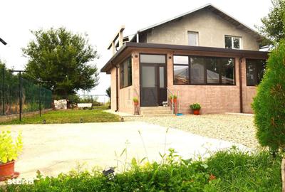 Casă cu 3 camere în Văcărești - 1