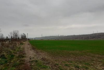 Teren de 5150 mp, în Central - 2