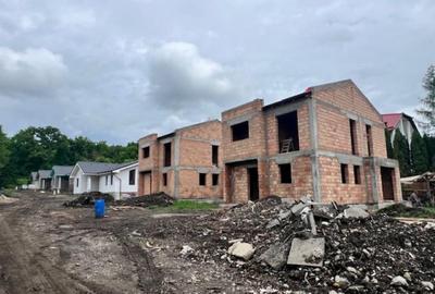 A/1638 De vanzare casa tip duplex in Mure? - Livezeni - 2