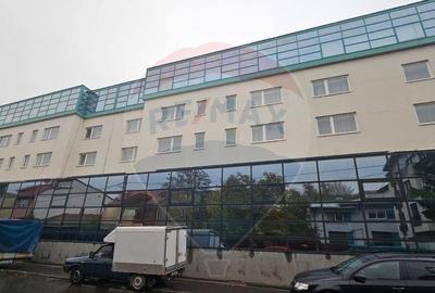 Spațiu comercial, de 4,510 mp, în Barbu Văcărescu