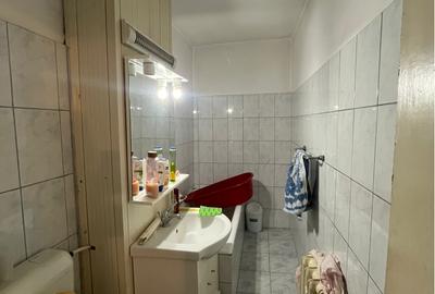 Apartament două camere - Zona Colegiul Economic Apartament două camere - Zona Colegiul Economic - 4