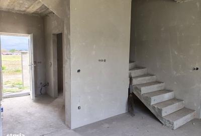 Casă cu 4 camere în Exterior Vest - 4