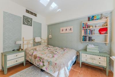 Apartament cu 4 camere semidecomandat, mobilat în Răcădău - 5