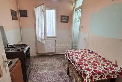 Apartament cu 2 camere decomandat în Moroasa 1