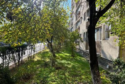 Garsoniera, etaj 2/10, zona Titan, gata de mutare, Comision 0 - 6